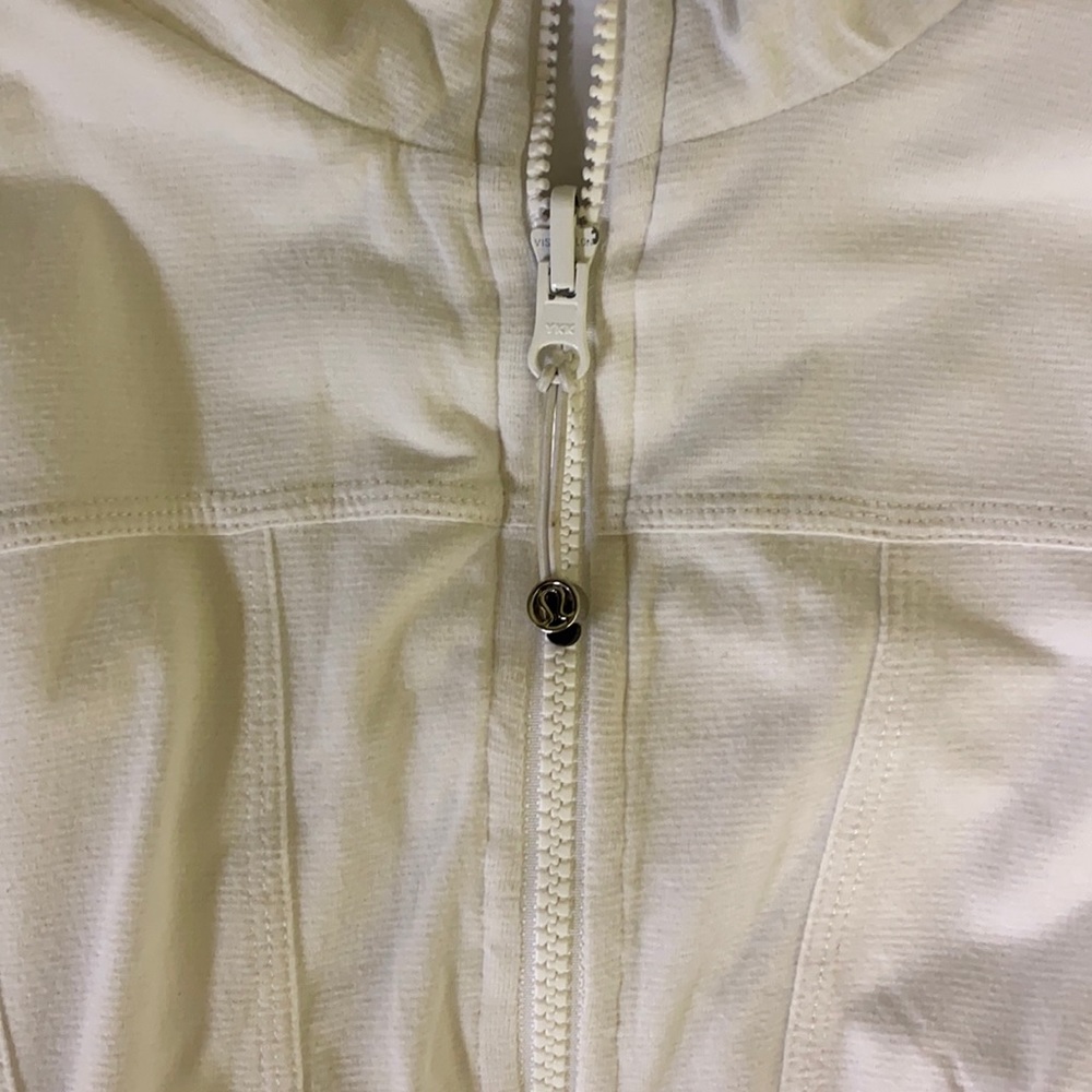 Lululemon Inner Peace Reversible Jacket - Picture 2 of 16